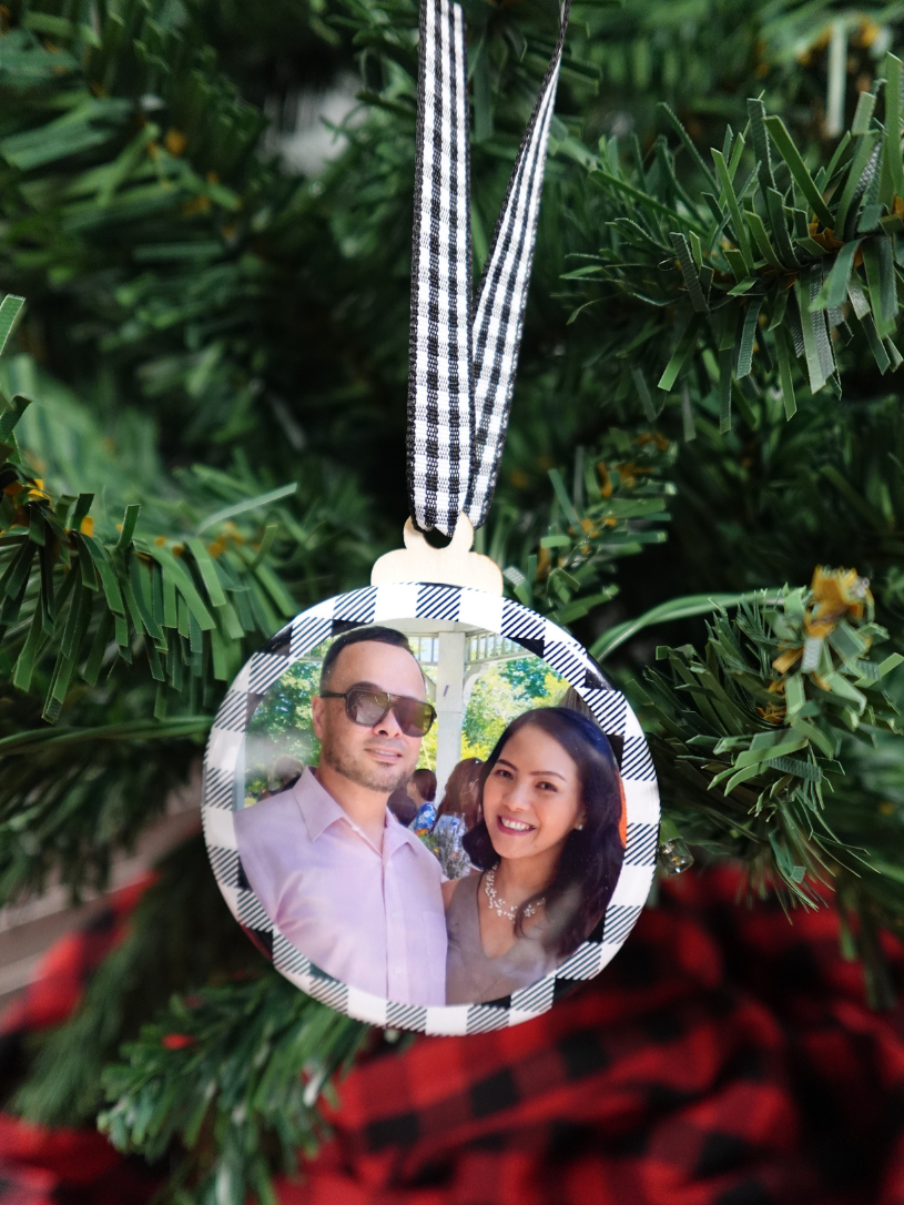 2.5" Round Custom Photo Ornament (Set of 6)